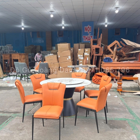 BỘ BÀN ĂN CHÂN LOA KẾT HỢP ĐÁ MÂM XOAY VÀ 6 GHẾ LUTUS