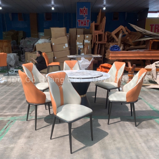 BỘ BÀN ĂN CHÂN LOA KẾT HỢP ĐÁ MÂM XOAY VÀ 6 GHẾ CAVAS