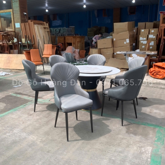 BỘ BÀN ĂN CHÂN LOA KẾT HỢP ĐÁ MÂM XOAY VÀ 6 GHẾ SÒ